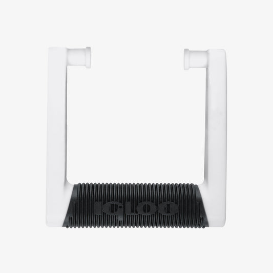 comfort-grip-swing-up-handle-for-94-100-qt-coolers-w5 00009004-V2.jpg