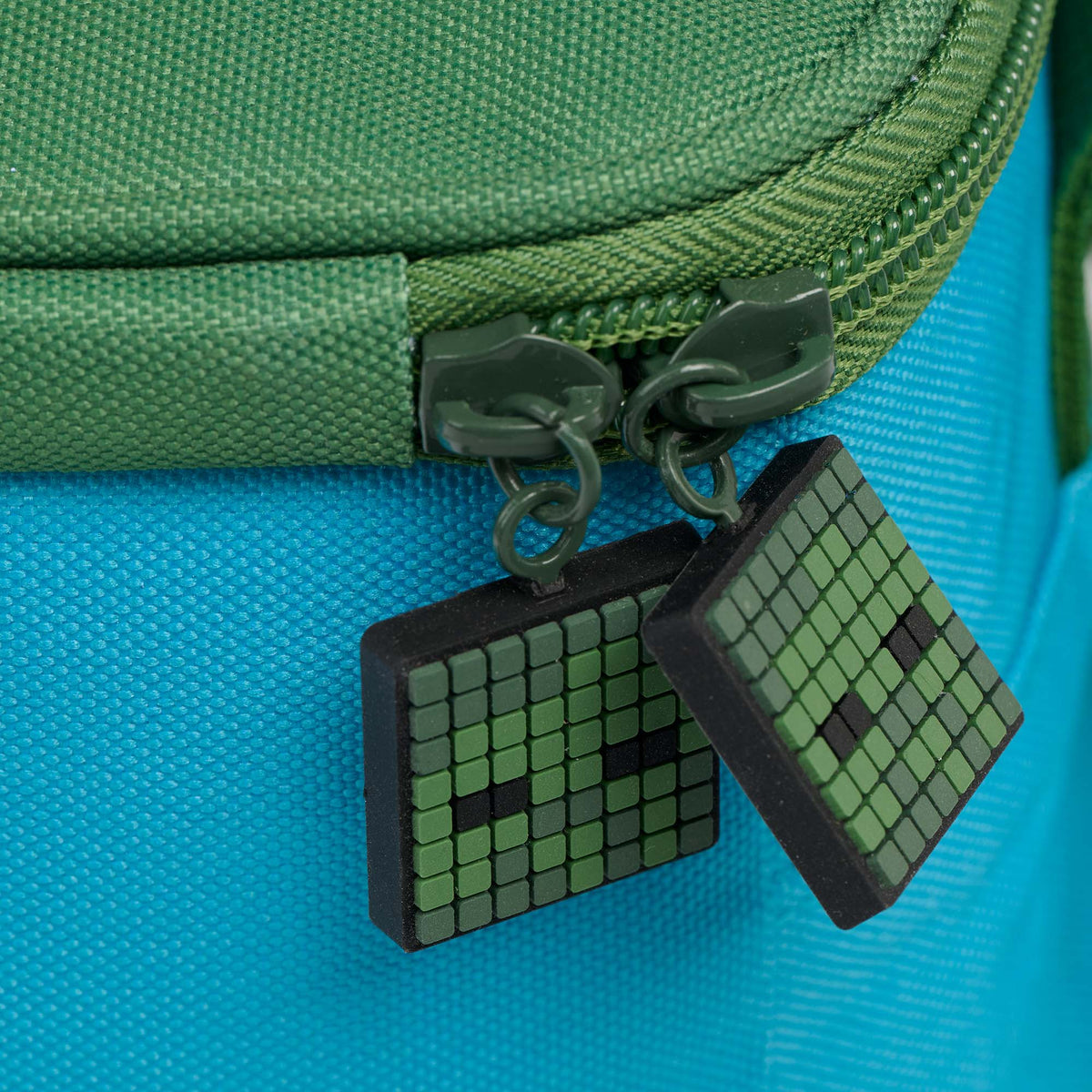 minecraft-chicken-jockey-square-lunch-cooler-bag-l0 00027778-Z.jpg