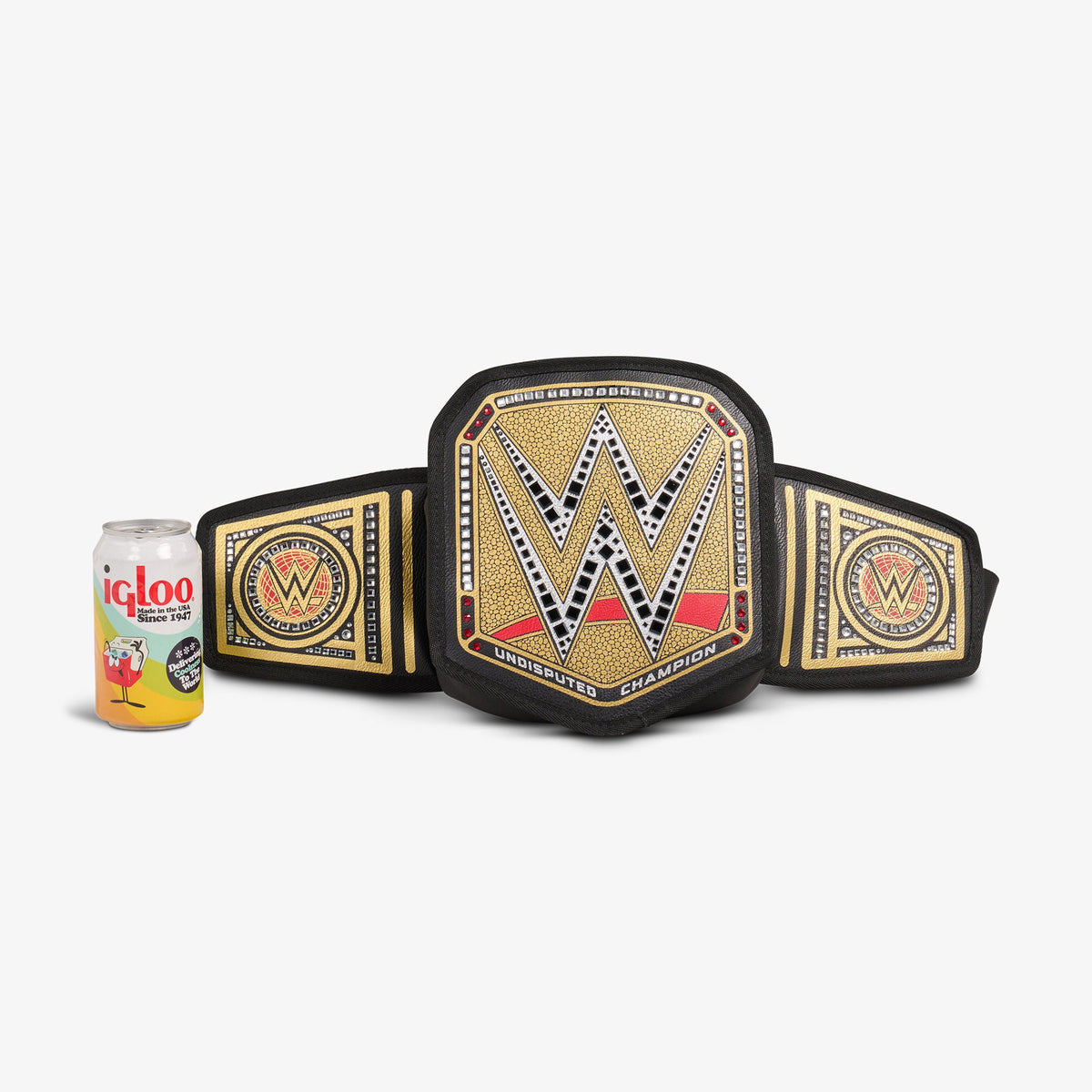 undisputed-wwe-championship-fanny-pack-k0 00027856-P.jpg