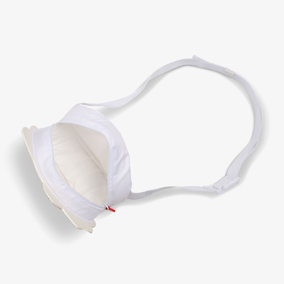 hello-kitty-classic-fanny-pack-x2 00027928-O2_ae2669ba-64a8-48bc-b8c3-bc035c959835.jpg