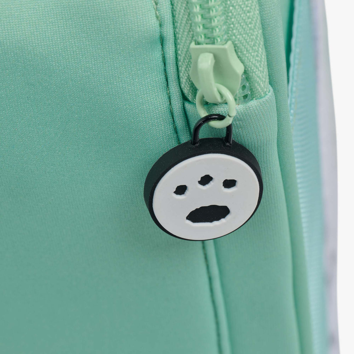 pochaccotm-slim-lunch-cooler-bag-v6 00028031-Z.jpg