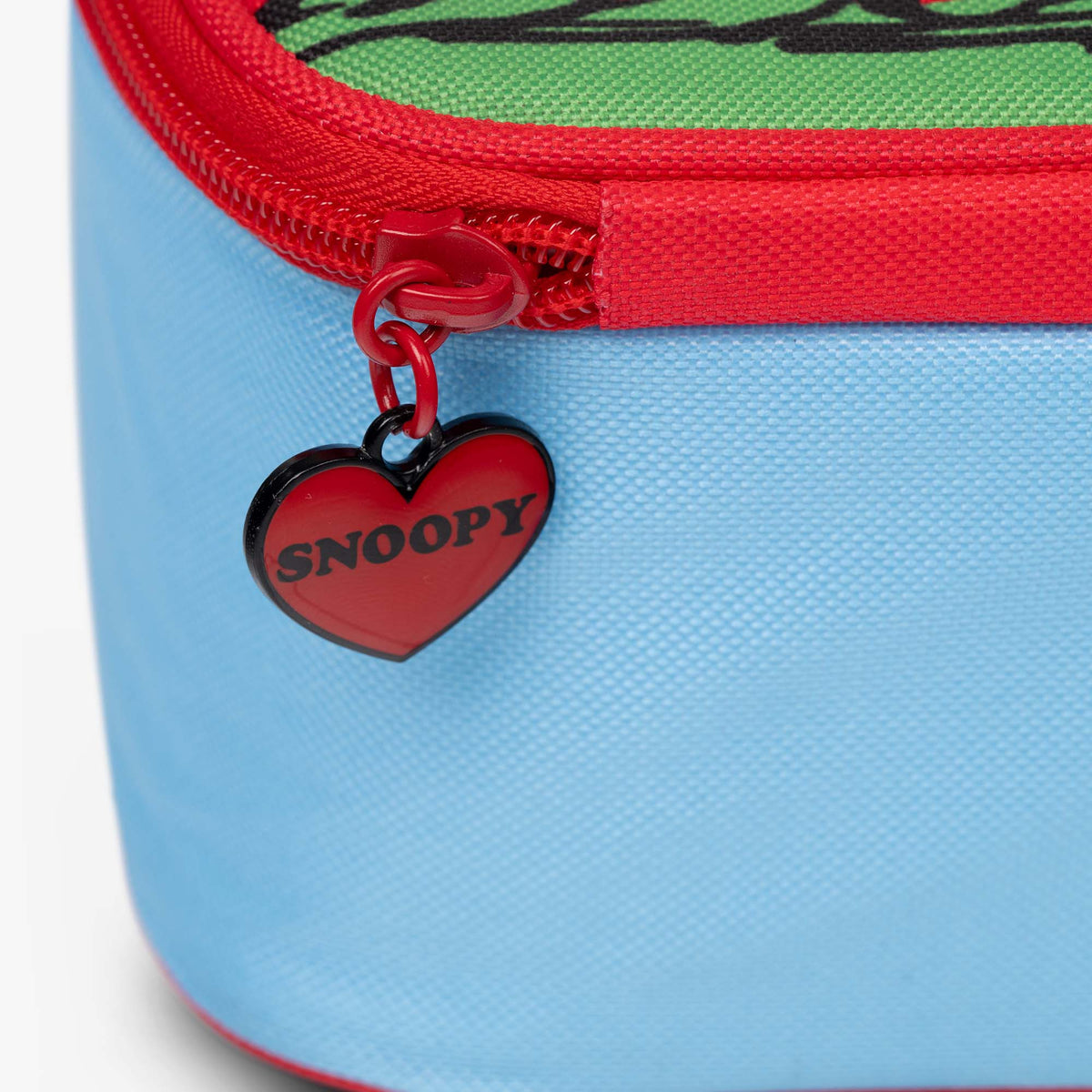 snoopy-s-doghouse-horizontal-lunch-cooler-bag-v5 00028034-Z.jpg