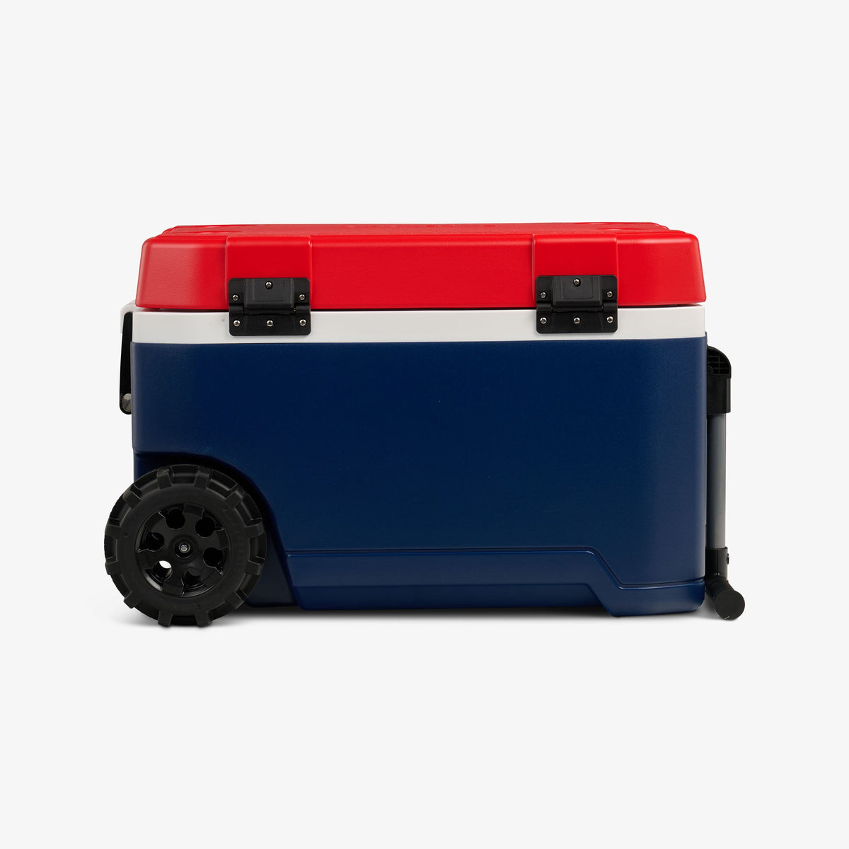 trailmate-75-qt-roller-cooler-x7 00035111-BK.jpg