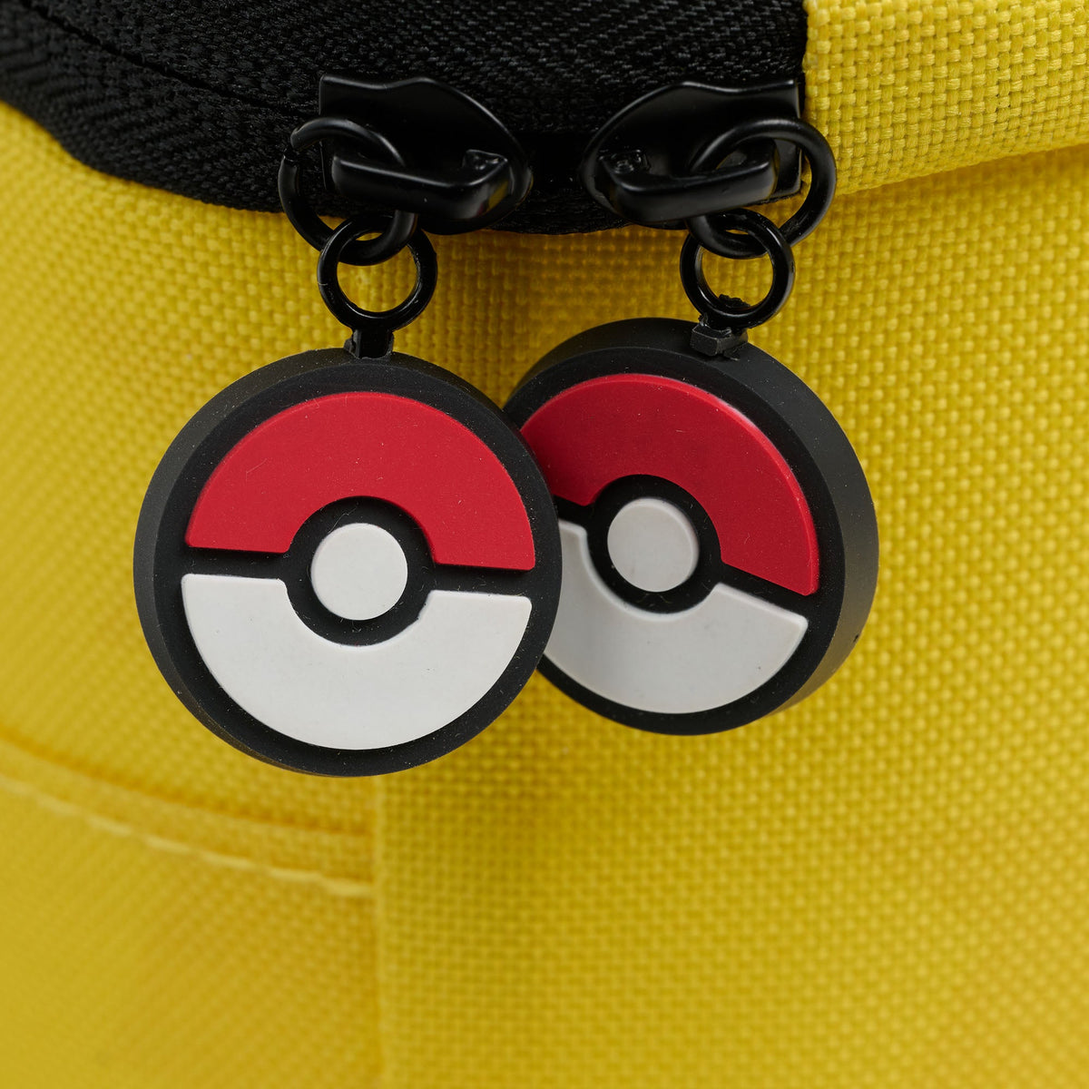 pokemon-pikachu-square-lunch-cooler-bag-o1 00066645-Z.jpg