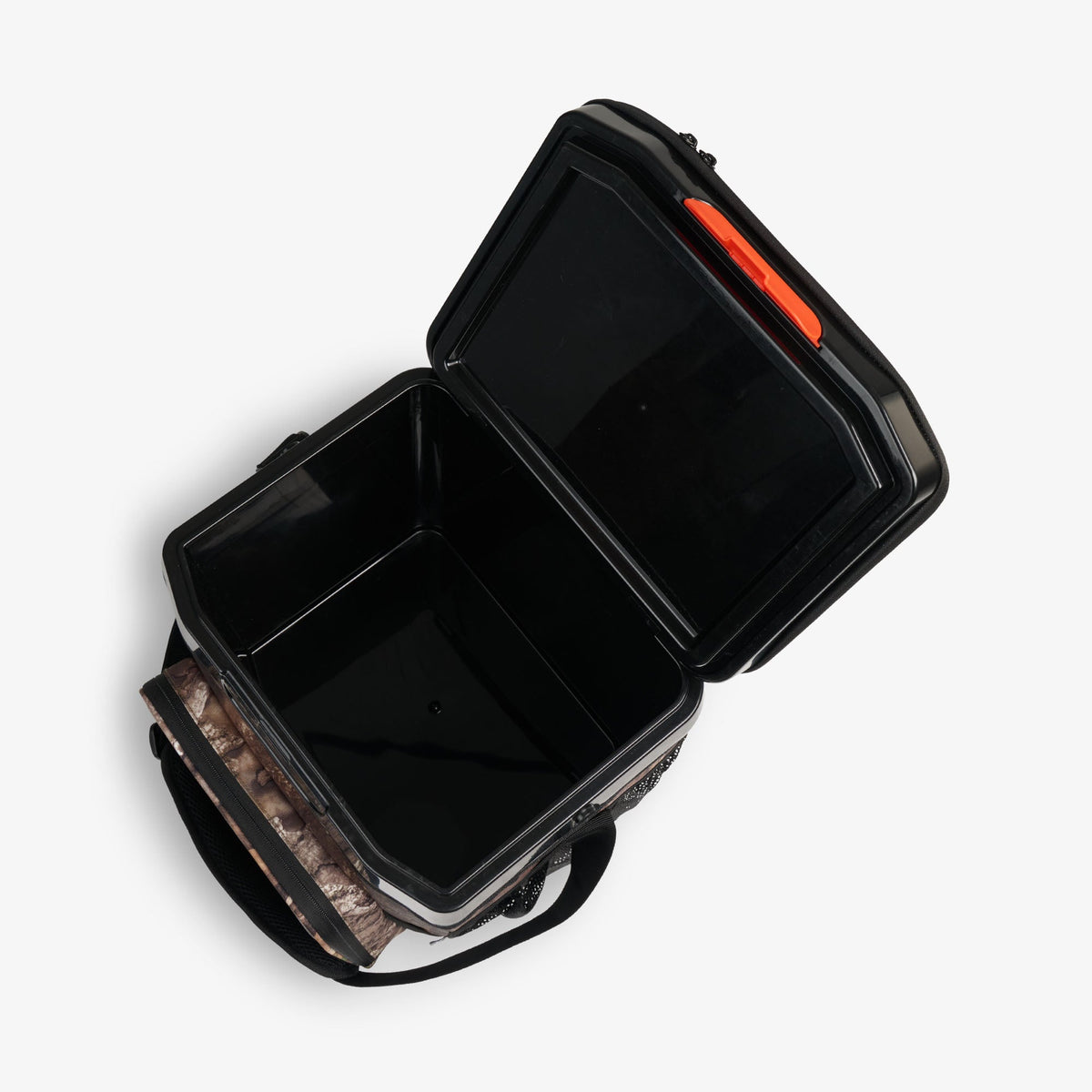 realtree-apx-cool-fusion-26-can-cooler-bag-q5 00066779-O2.jpg